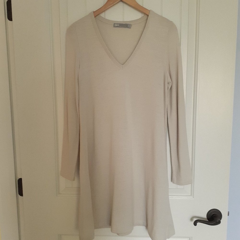 Asos V-Neck Long Sleeve A-Line Sweater Dress Neutral Cream Beige Size 6